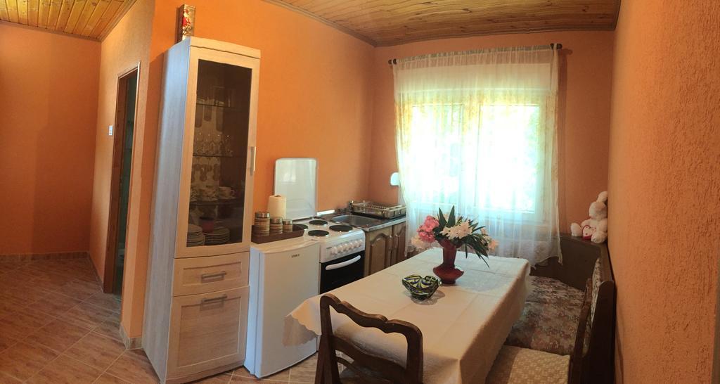 Apartment Sjekloca فيربازار الغرفة الصورة